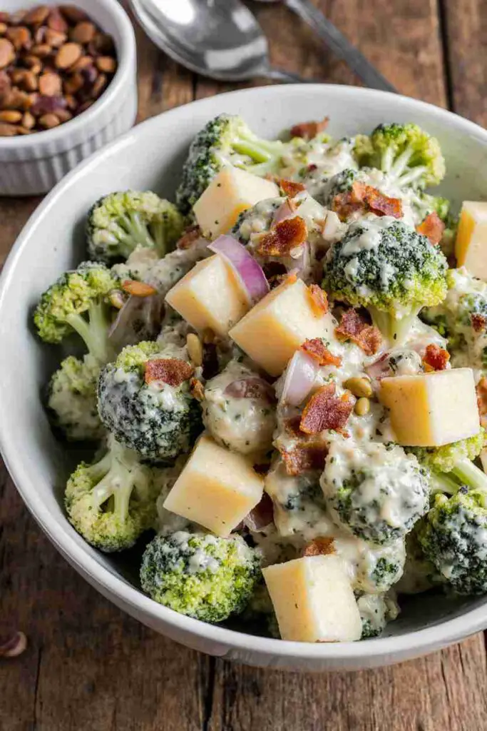 Amish Broccoli and Cauliflower Salad – Creamy & Crunchy Side Dish 6 Amish Broccoli and Cauliflower Salad Recipe